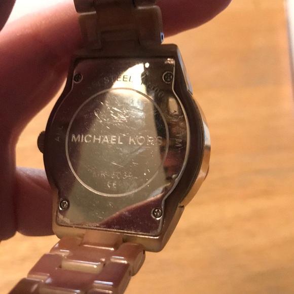 Michael Kors Jet Set Women’s Watch - Picture 6 of 6